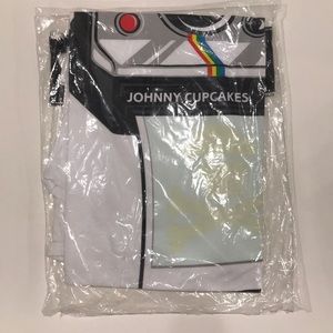 Johnny Cupcakes camera large